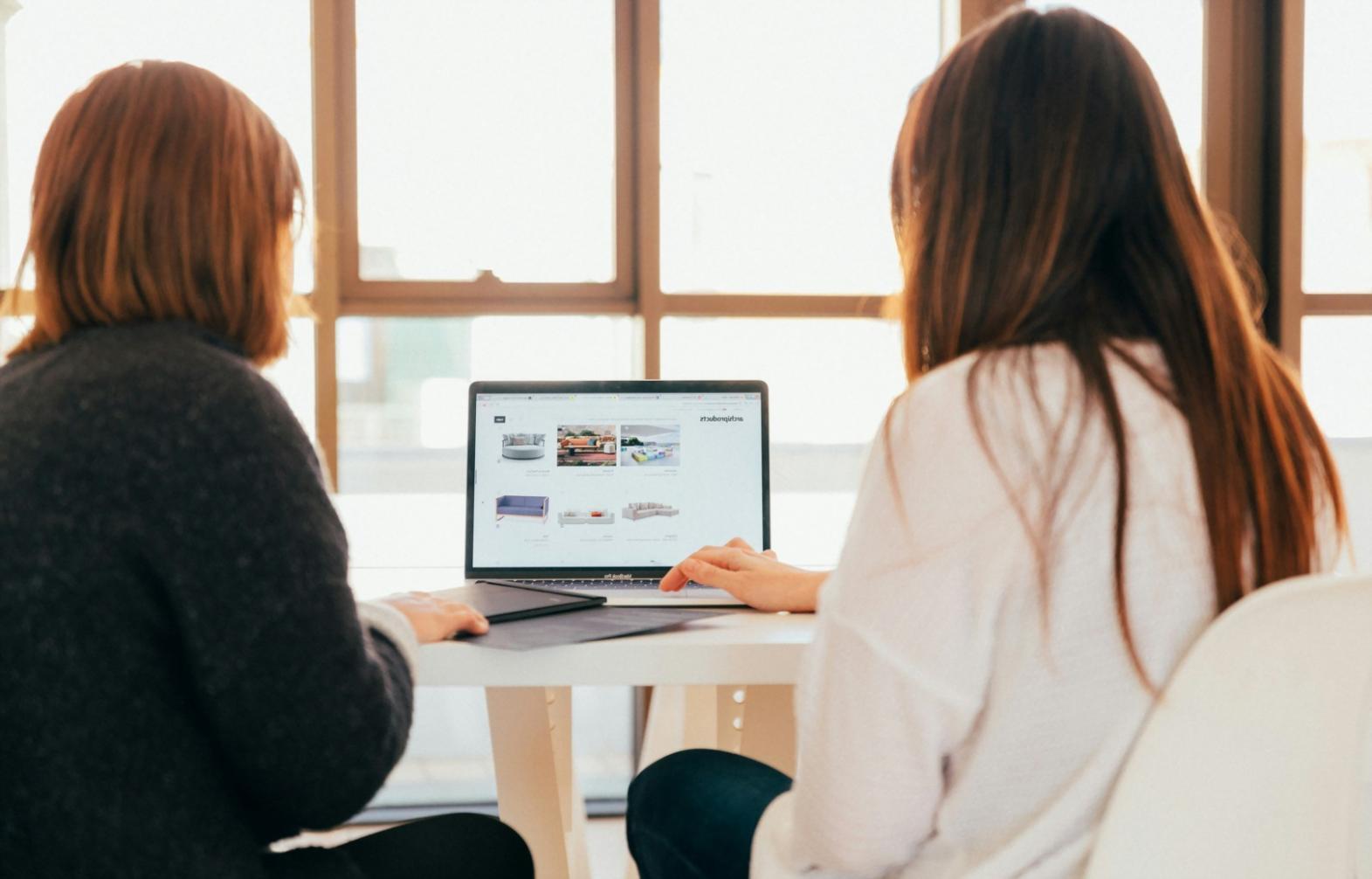 3D environment design workspace showing level layout planning